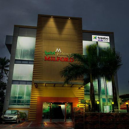 Treebo Premium Palmyra Milford, 2 Km From Alleppey Beach Alappuzha Bagian luar foto