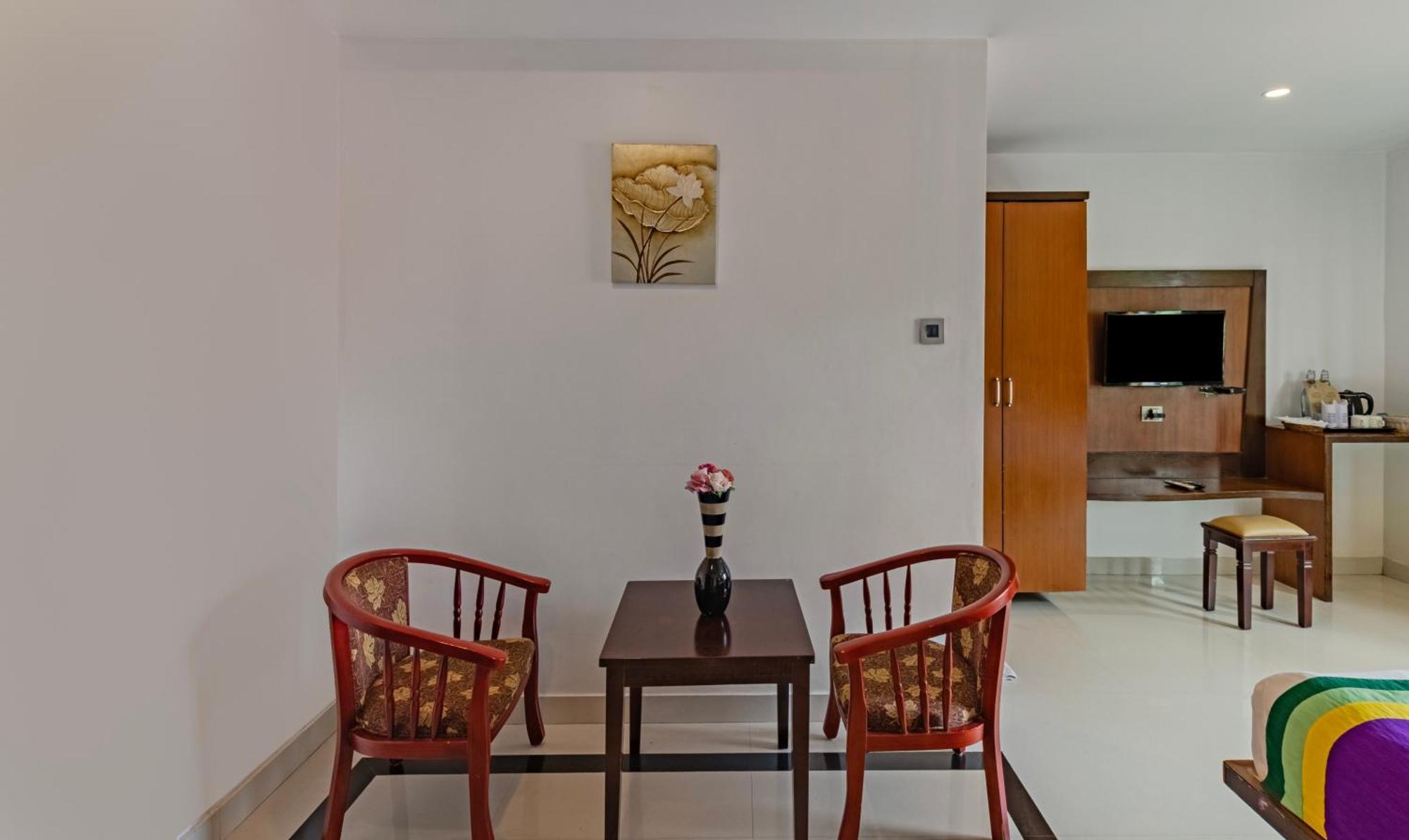 Treebo Premium Palmyra Milford, 2 Km From Alleppey Beach Alappuzha Bagian luar foto